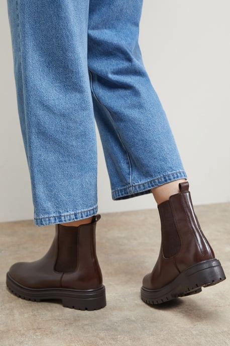 Lola Leather Chunky Chelsea Boots - Image 3