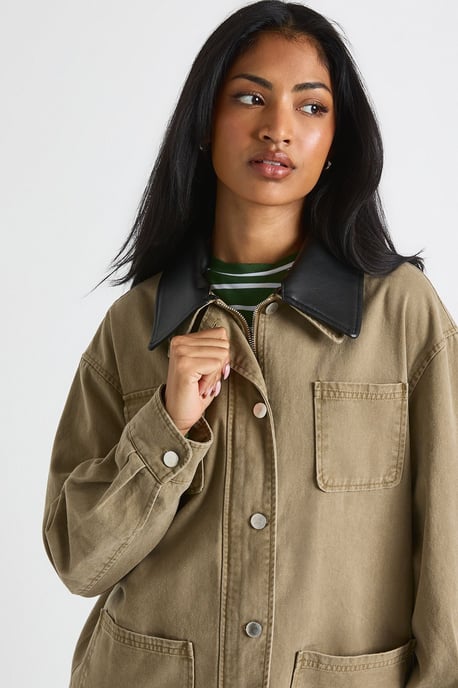 Faux Leather Contrast Collar Barn Jacket - Image 4