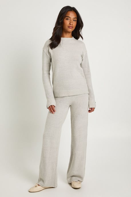 Petite Super Soft Button Cuff Detail Oversized Jumper and Wide Leg Trouser Co-Ord - Image 3