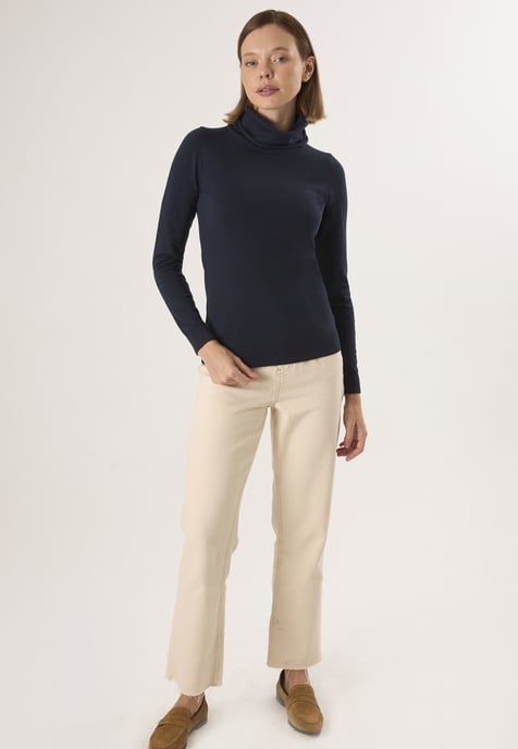 Pullover Turtleneck Pullover - Image 2