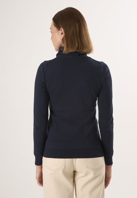 Pullover Turtleneck Pullover - Image 4