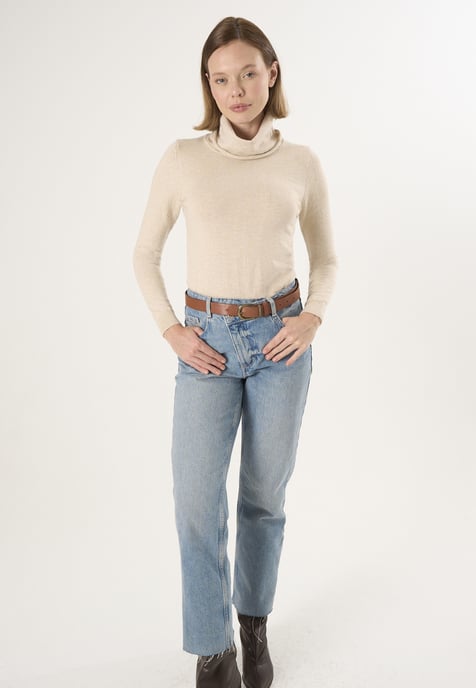 Pullover Turtleneck Pullover - Image 2