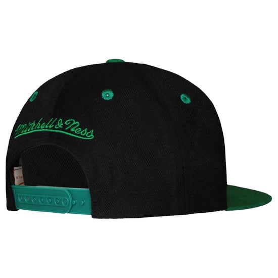 Mitchell & Ness NBA Milwaukee Bucks Team Arch 2 Tone Cap - Image 2