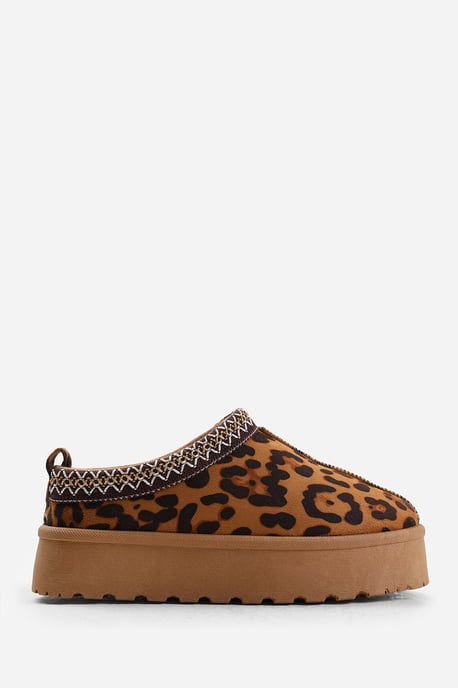 Wheres That From Womens 'Meilani' Cosy Faux-Suede Fur Lining Platform Low Ankle Boot - Image 2