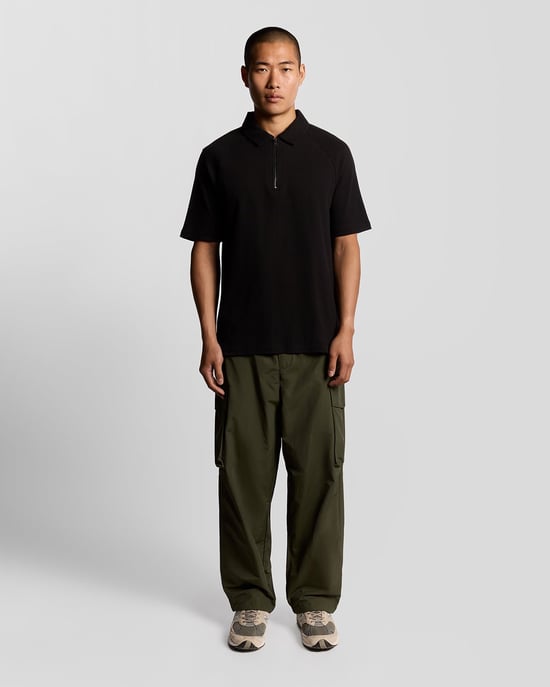 Lyle & Scott Interlock-pikétröja med dragkedja - Svart - Image 2
