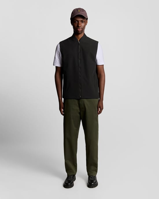 Lyle & Scott Technical Stretch Softshell Gilet - Zwart - Image 2