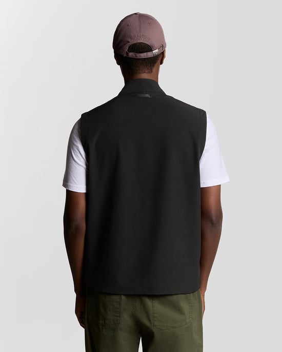 Lyle & Scott Technical Stretch Softshell Gilet - Zwart - Image 4