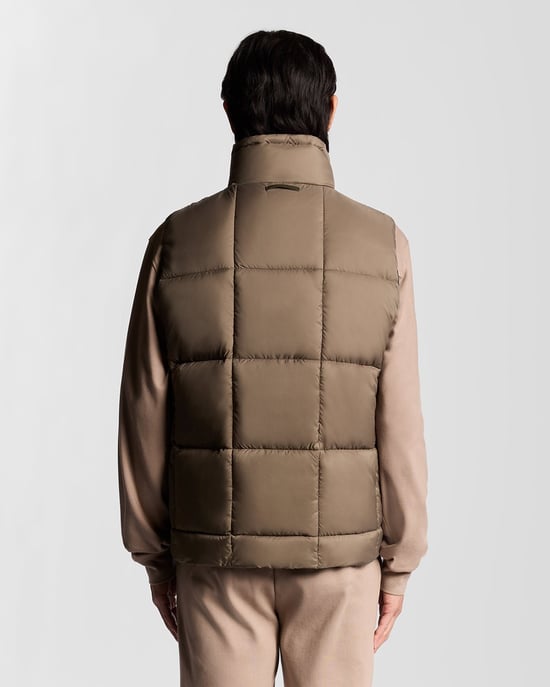 Lyle & Scott Square Cocoon Puffer Väst - Brun - Image 4