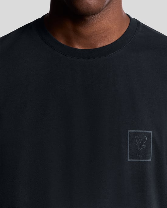 Lyle & Scott Sports Tonal Logo T-Shirt - Navy - Image 3