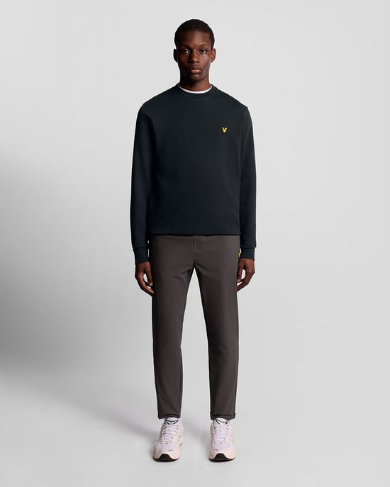 Lyle & Scott Sport Globtryckt Sweatshirt - Marinblå - Image 2