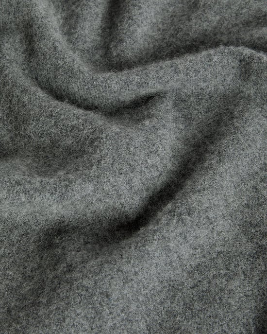 Lyle & Scott Lambswool Blend Scarf - Grey - Image 2