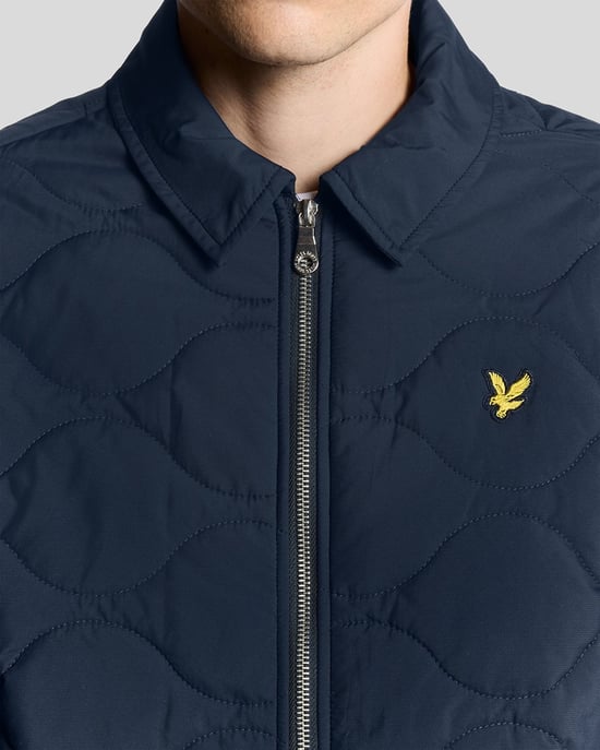 Lyle & Scott Waterafstotend Ripstop Gewatteerd Jack - Marineblauw - Image 3