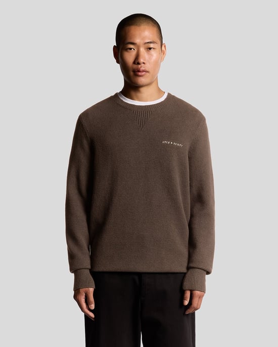 Lyle & Scott Knitted Script Crew Neck Jumper - Brown - Image 1