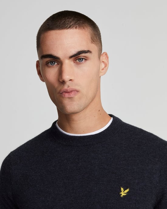 Lyle & Scott Lamswol Blend Ronde Hals Trui - Marineblauw - Image 4