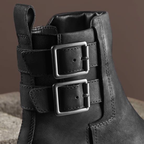Orinoco2 Bay Black Leather Boots - Image 4