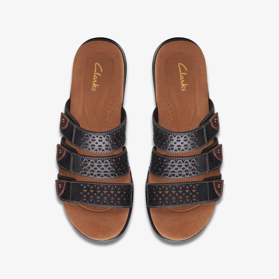 Kitly Walk Black Sandals - Image 6