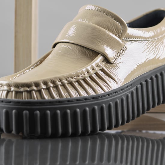 Torhill Mocc Beige Patent Shoes - Image 3