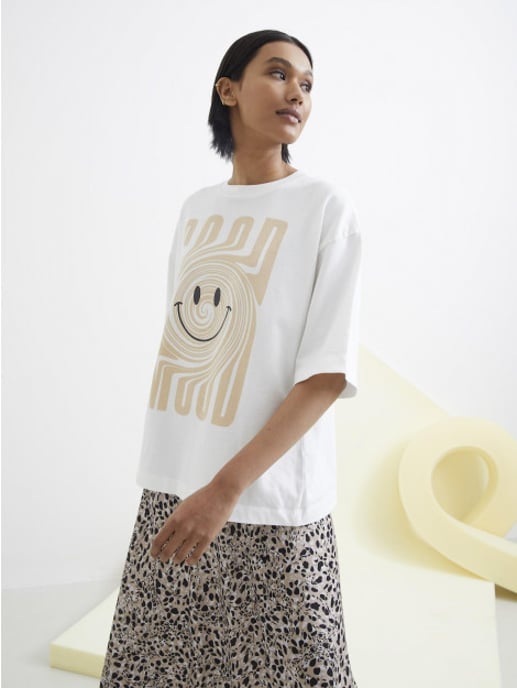 Catwalk Junkie ts good mood - Image 2