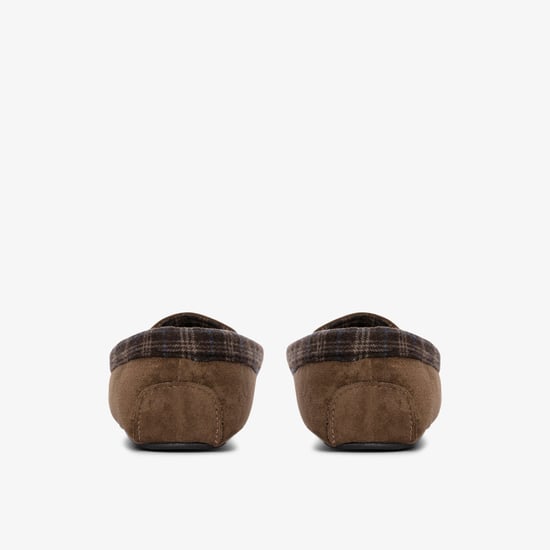 Fireside Mocc Dark Brown Slippers - Image 5