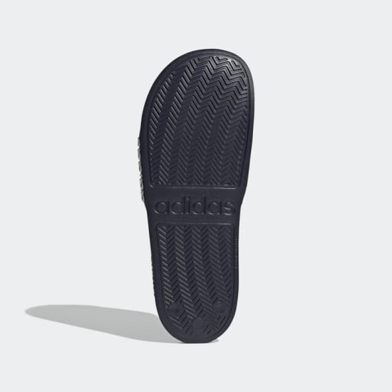 Adidas Badslippers jr+sr - Image 3