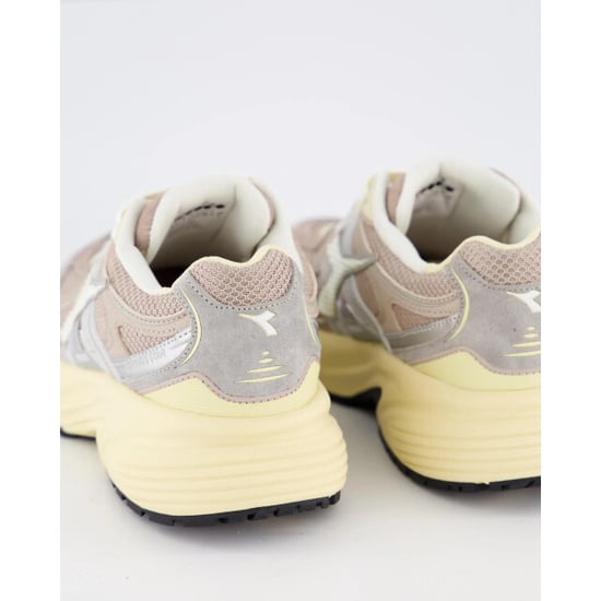 Diadora Dames mythos star sneaker - Image 3