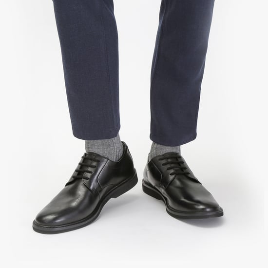 Atticus LT Lo GORE-TEX Black Leather Shoes - Image 2
