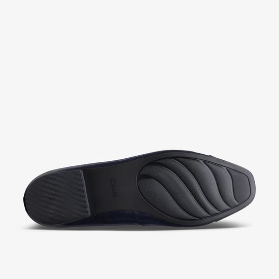 Juliet Monte Navy Shoes - Image 3
