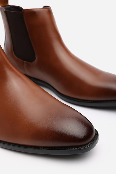 Wheres That From Mens 'Henry' Formal Slip On Classic Chelsea Ankle Boots - Image 4