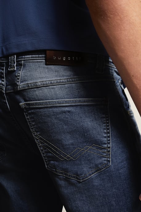 Bugatti Herren Denim bermuda - Image 3