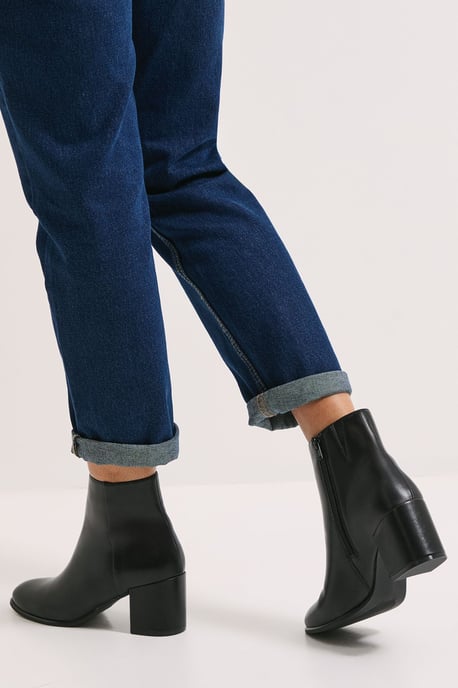Wide Fit Morgan Round Toe Medium Block Heel Ankle Boots - Image 3