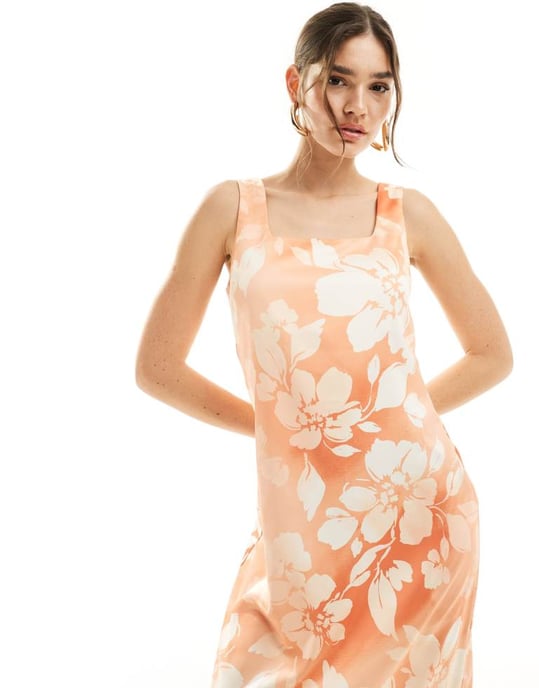 Vero Moda – Orange ombrefärgad blommig midaxiklänning i satin med fyrkantig halsringning - Image 4