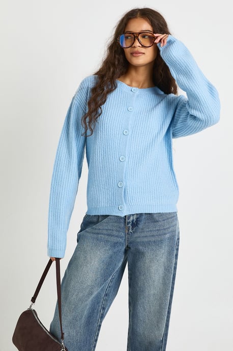 Super Soft Crew Neck Knitted Chunky Cardigan - Image 3