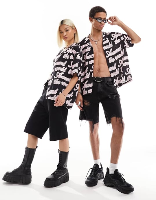 Dr Denim – Unisex – Madi – Svart skjorta med resortkrage och avslappnad passform och heltäckande tryck - Image 3