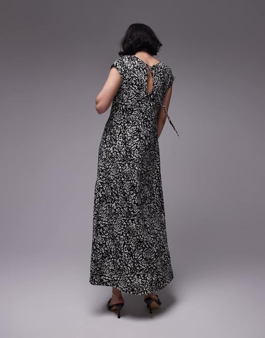 Topshop – Marinblå midiklänning med stegekant och djurmotiv - Image 3