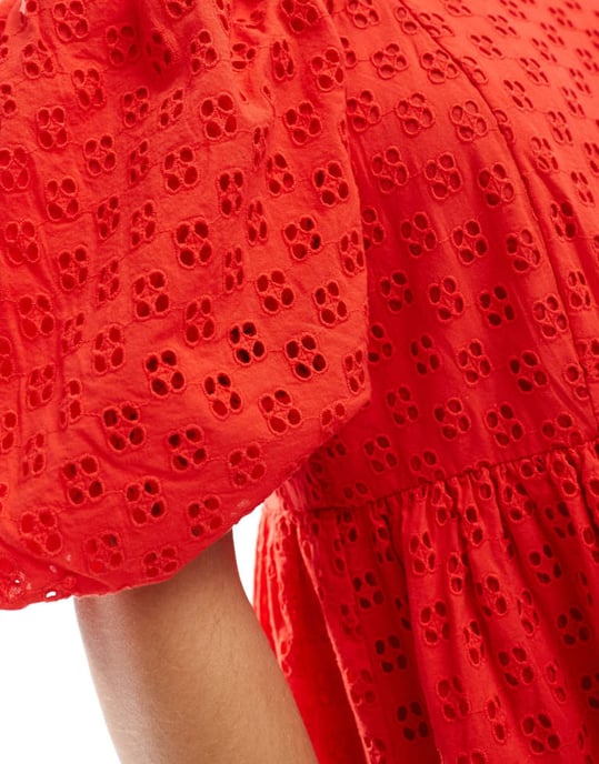 Selected Femme – Röd broderad maxiklänning - Image 3