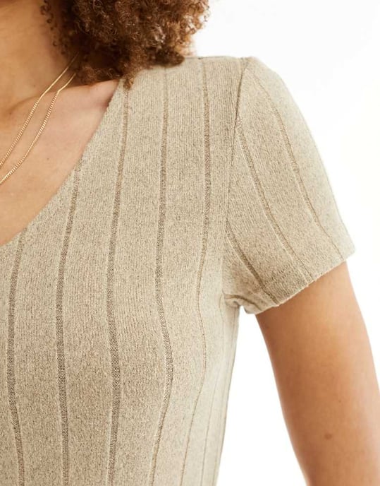 JDY – Beige ribbad maxiklänning med kort ärm - Image 3