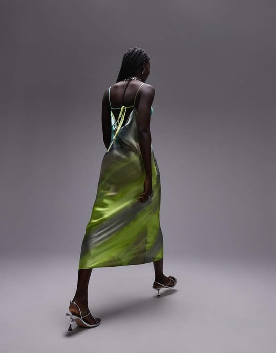 Topshop – Grönt tie dye-mönster i midiklänning med kappa - Image 4