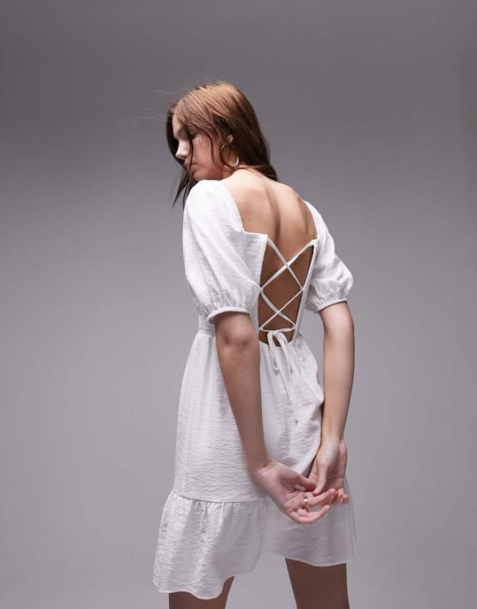 Topshop veckad texturerad miniklänning i elfenben - Image 2