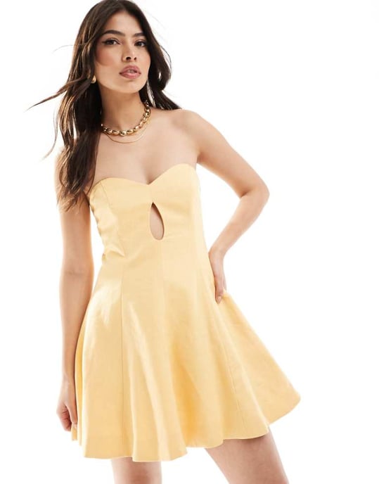 Forever New – Gul bandeau-miniklänning - Image 1