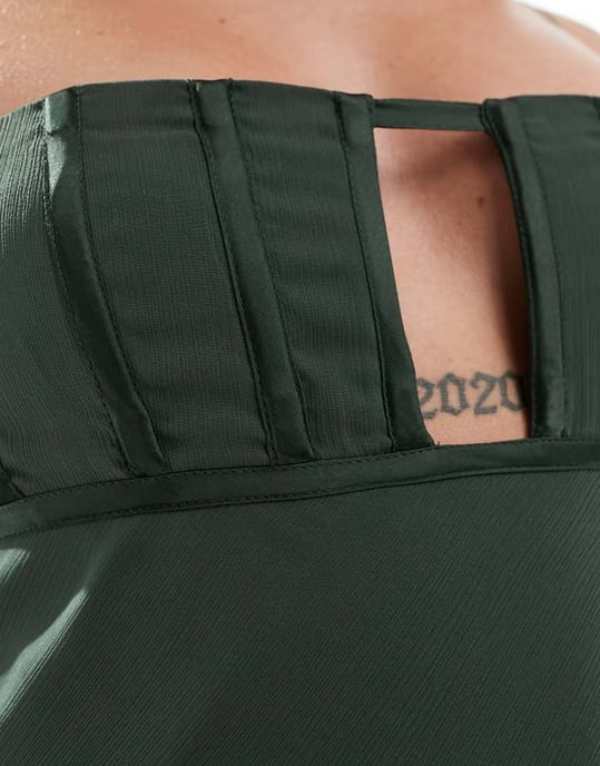 ASOS DESIGN – Mörkgrön miniklänning med korsettdetalj och bias - Image 3