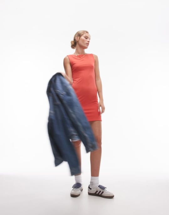 Topshop – Supermjuk miniklänning i cupro-modell med vallmoröd färg - Image 2