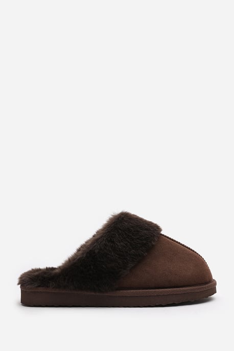 Wheres That From Womens 'Comfort' Slip on Slippers With Fur Trim Suede - Image 3