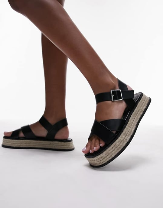 Topshop – Jenna – Svarta, platta sandaler med espadriller - Image 1