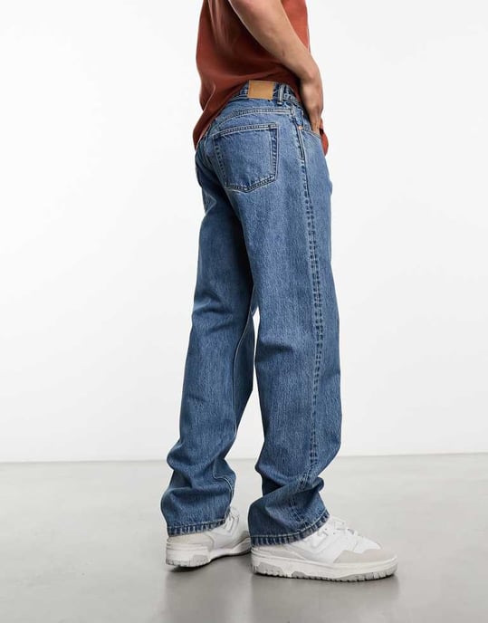 Weekday Space relaxed fit straight leg jeans in 90's blue - Image 2