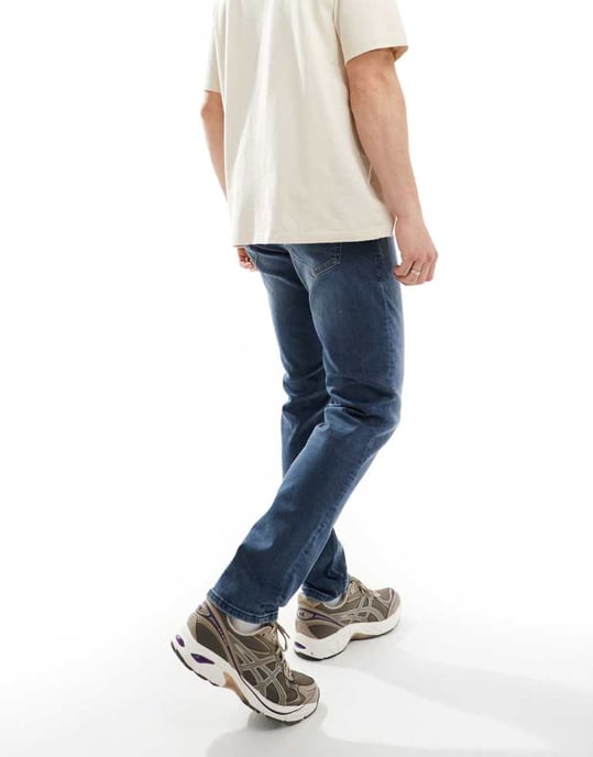 ONLY & SONS – Mörkblå snickarjeans med rak passform och tvätt - Image 2