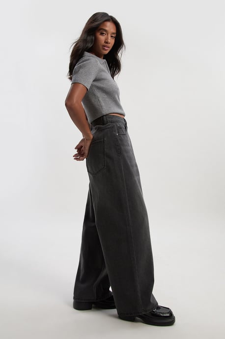 Petite Mid Waist Loose Fit Wide Leg Jean - Image 3