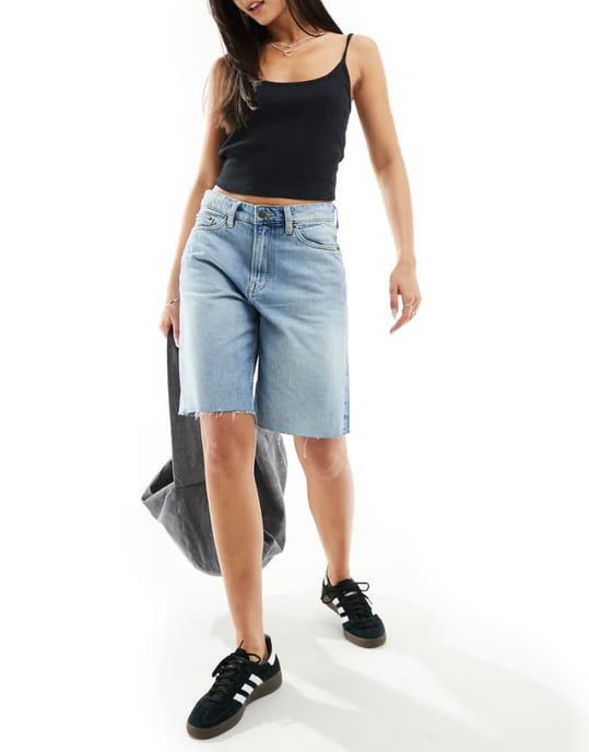 Weekday Monterey low waist wide leg denim shorts in tide blue - Image 1