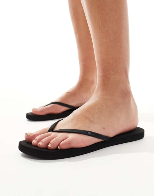 Reef Bliss Nights – Svarta flip-flops - Image 1
