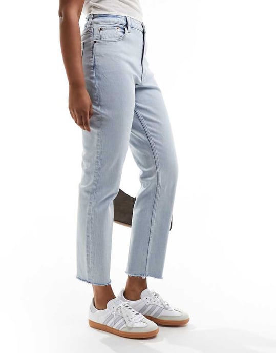 Abercrombie & Fitch – Curve Love – Ljusblå jeans med mom fit-mönster - Image 3