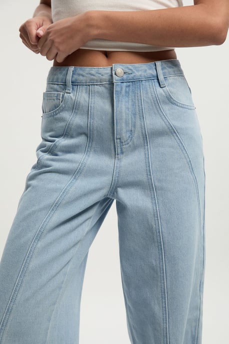 Seam Detail Straight Leg Jean - Image 3